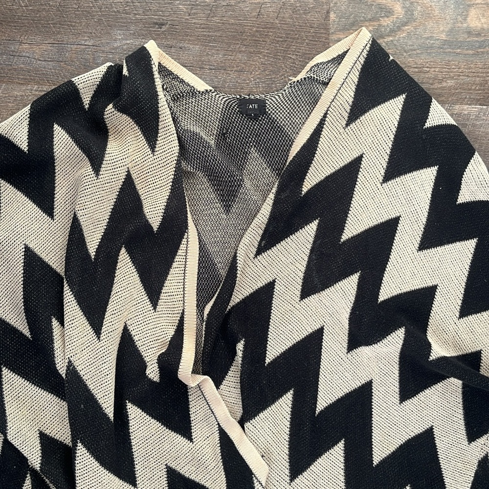 Tate Sweater - Picture 4 of 7